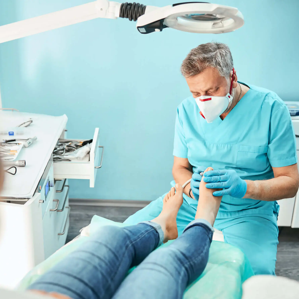 How to Detect Nail Fungus & Act Before It Worsens